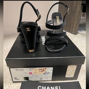 CHANEL Black velvet heels 8.5